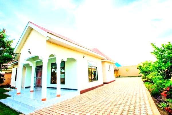Safi House Bed & Breakfast Boma la Ngombe Dış mekan fotoğraf