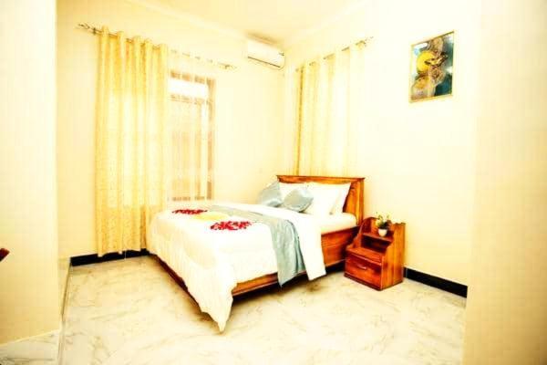 Safi House Bed & Breakfast Boma la Ngombe Dış mekan fotoğraf