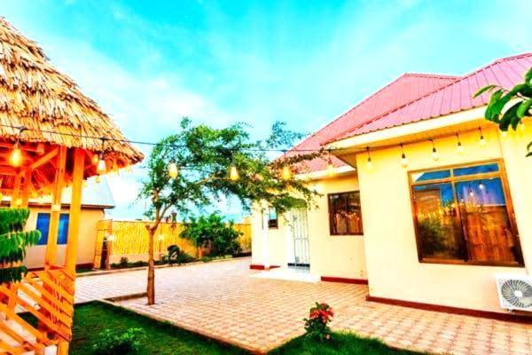 Safi House Bed & Breakfast Boma la Ngombe Dış mekan fotoğraf